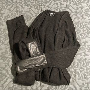 EUC Womans Express Long Cardigan